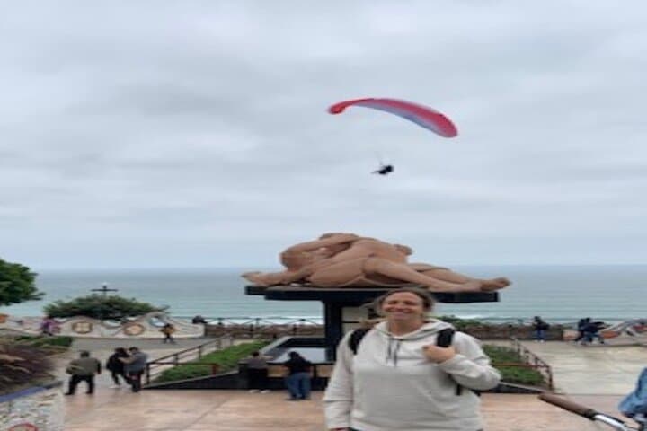 Coastal Cycle: Miraflores to Barranco Bike Ride in Lima photo 4