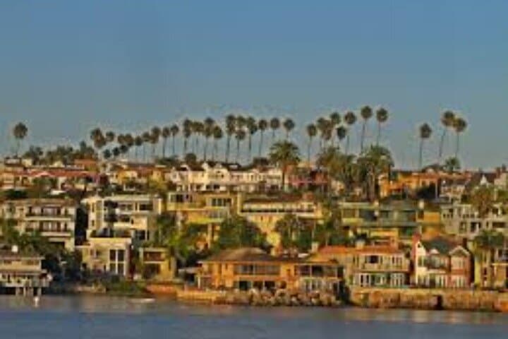 Private Full-Day Orange County Beach Cities Tour from Los Angeles photo 2