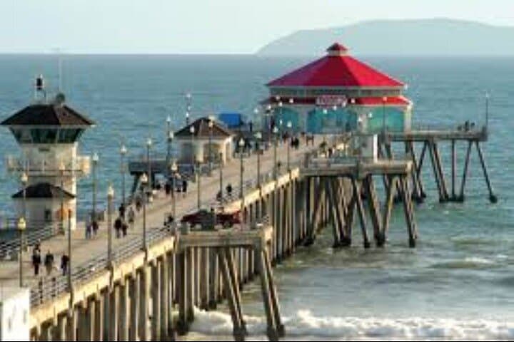 Private Full-Day Orange County Beach Cities Tour from Los Angeles photo 3