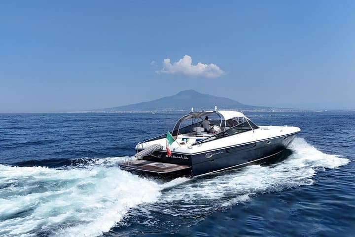 Private Capri and Positano Yacht Tour from Sorrento — Full-Day Luxury Charter photo 2