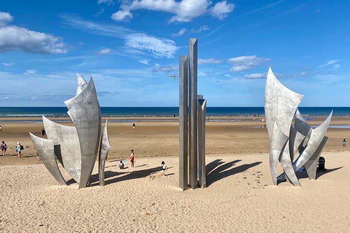 Explore Normandy's Iconic D-Day Sites on a Guided Journey photo 4