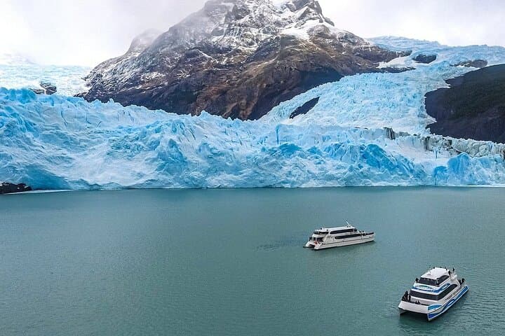 El Calafate All-Glaciers Catamaran Tour — Spegazzini & Upsala Navigation photo 5