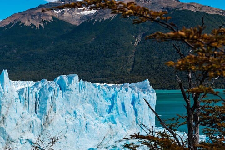 El Calafate All-Glaciers Catamaran Tour — Spegazzini & Upsala Navigation photo 6