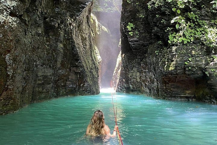 La Leona Waterfall Tubing on the Colorado River: Hike, Rapids and Costa Rican Lunch photo 4