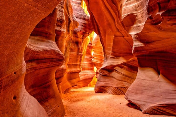 Antelope Canyon & Horseshoe Bend Day Tour from Las Vegas — Guided Golden Hour Slot Canyon Experience photo 6