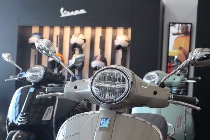 Vespa Rentals Cape Town Coastal Roads: Ride Table Mountain to the Atlantic Seaboard photo 3