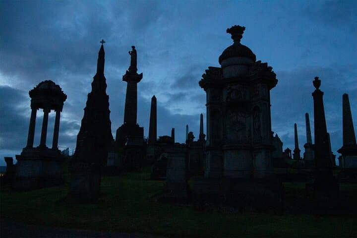 Glasgow Ghouls: Ghosts, Graverobbers and the Necropolis Night Walk photo 3