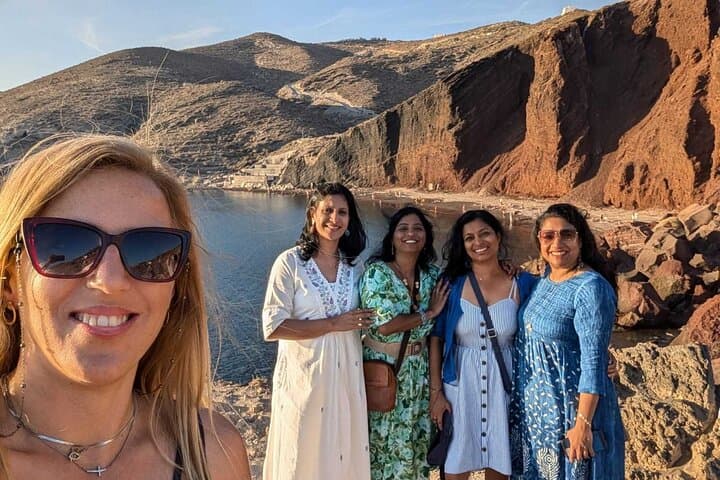 Discover Santorini: A Private 6-Hour Sightseeing Odyssey photo 3