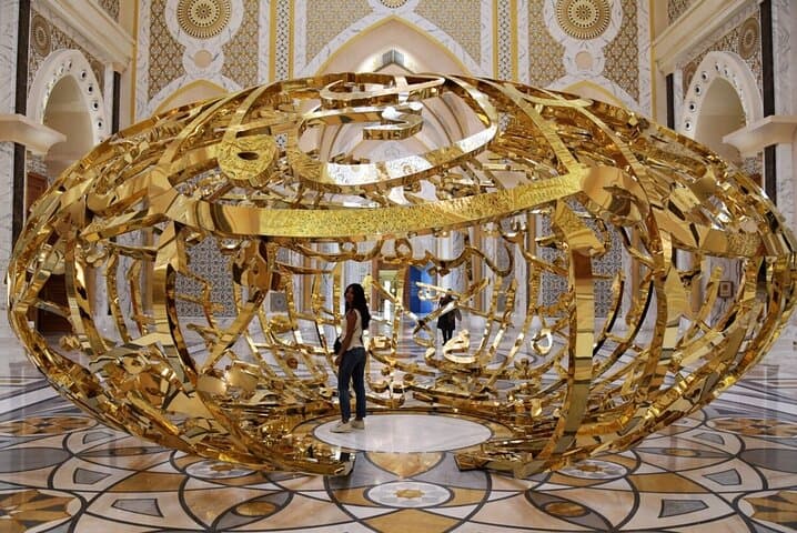 Abu Dhabi Private City Tour with Louvre Tickets — Luxury 7‑Hour Cultural Drive photo 3