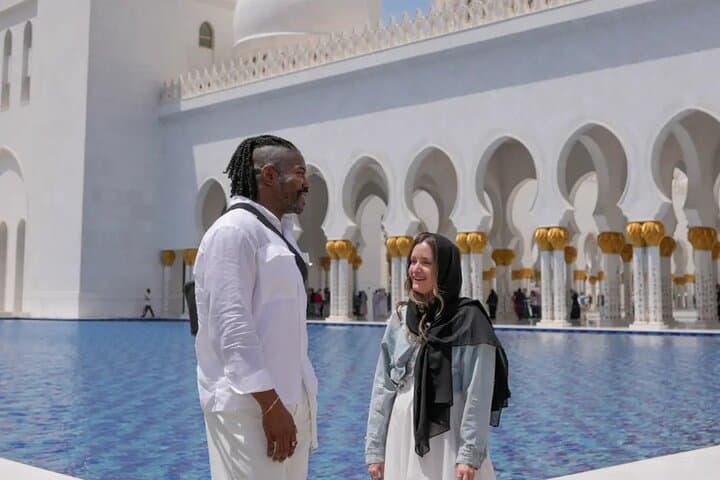 Abu Dhabi Private City Tour with Louvre Tickets — Luxury 7‑Hour Cultural Drive photo 5
