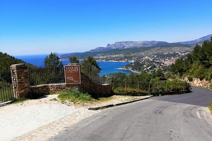 Private Provence Day Tour: Cassis, Aix-en-Provence & Marseille Highlights photo 4