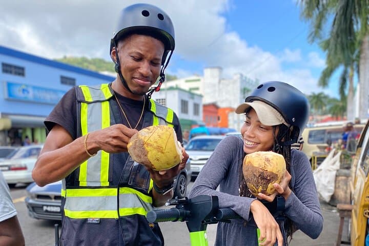Glide Kingstown: Guided eScooter City Tour of St Vincent