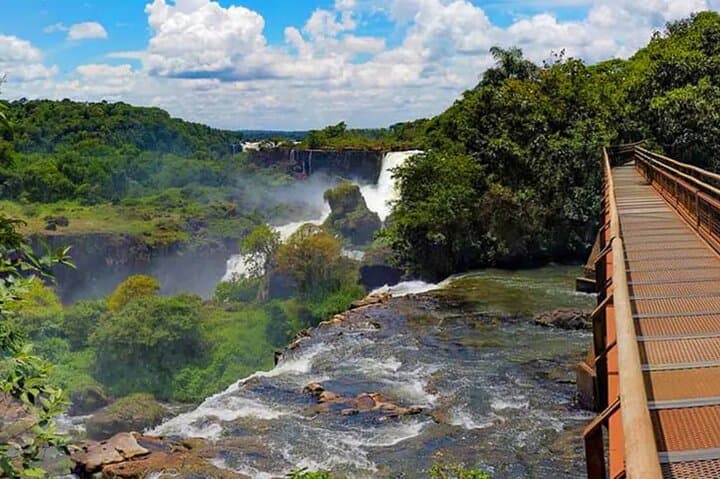 Iguacu Falls Argentina Guided Tour: Garganta del Diablo & Three-Circuit Walks photo 3