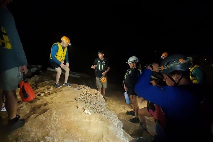 Ultimate Cave Kayaking Adventure in Belize — Paddle Nohoch Che'en Caves photo 4