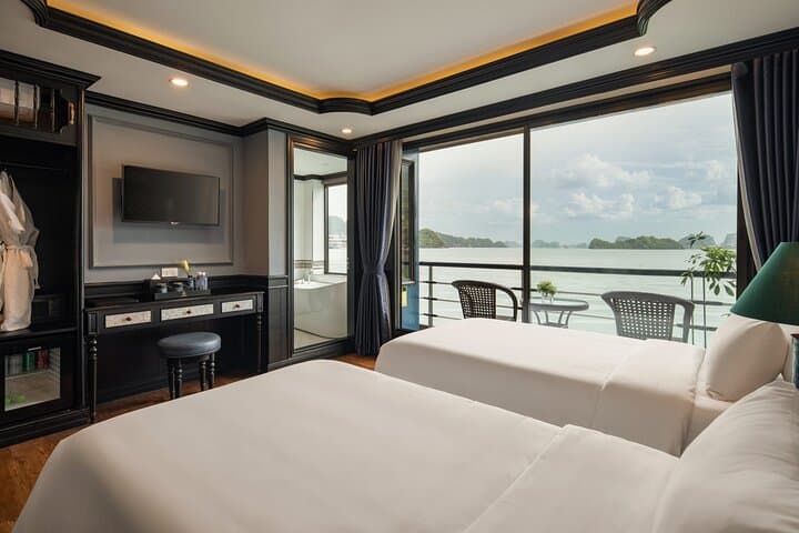 Doris 5‑Star Overnight Cruise: Halong Bay & Lan Ha Bay Luxury Escape photo 6