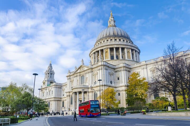 Top Churches of London: Private Walking Tour of Westminster, St Paul's & Historic Churches photo 6