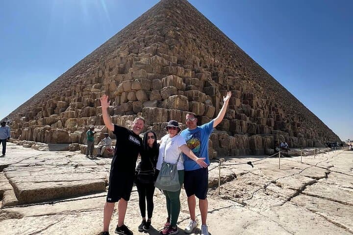 Private Giza Pyramids & Sphinx Tour with Egyptologist — Skip-the-Line Luxury Experience photo 4