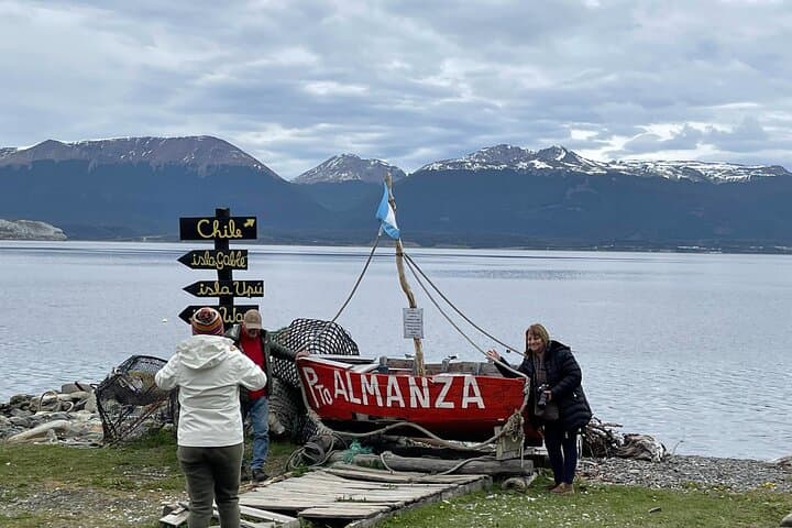 Puerto Almanza Nature Delights: Beagle Channel Day Tour from Ushuaia photo 2