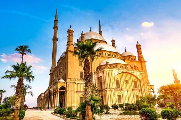 Two-Day Pyramids, Museum & Coptic Cairo Private Tour