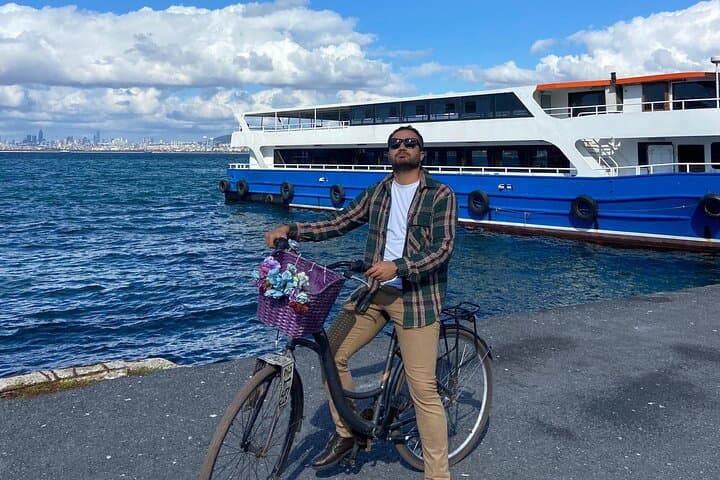 Prince Islands Day Tour from Istanbul: Ferry Rides, Bayside Lunch & Village Walks photo 2