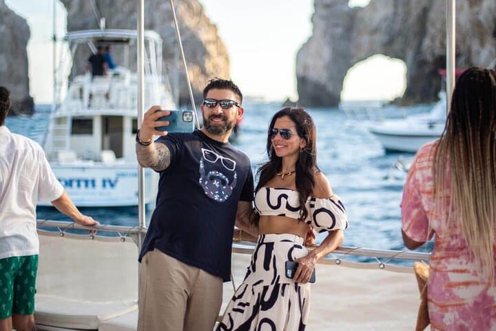 Cabo Sunset Party Cruise: Open Bar, Live Music & Arch Views