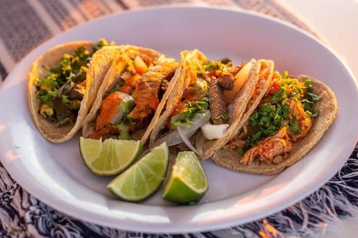 Cabo Tacos and Tequila Sunset Cruise: Tacos, Tequila & The Arch photo 2