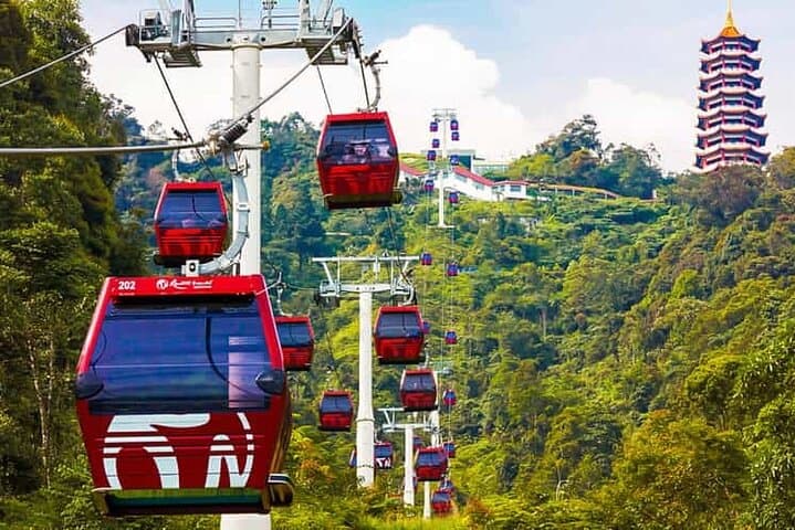 Genting Highlands Day Trip: SkyWay Cable Car, Premium Outlets & Resort Highlights
