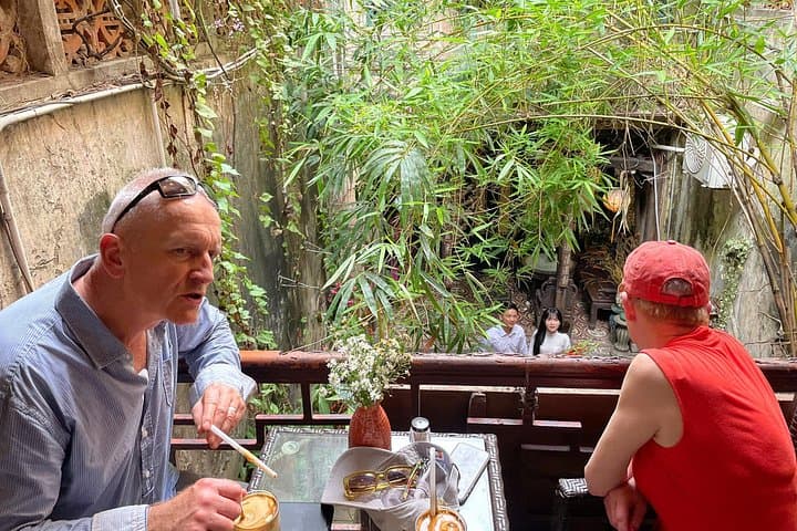 Hanoi Old Quarter Street Food Tour & Train Street Experience photo 4