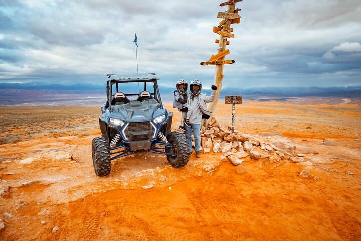 Family UTV Adventure in Greater Zion — Sand Hollow & Flintstone House Tour photo 1