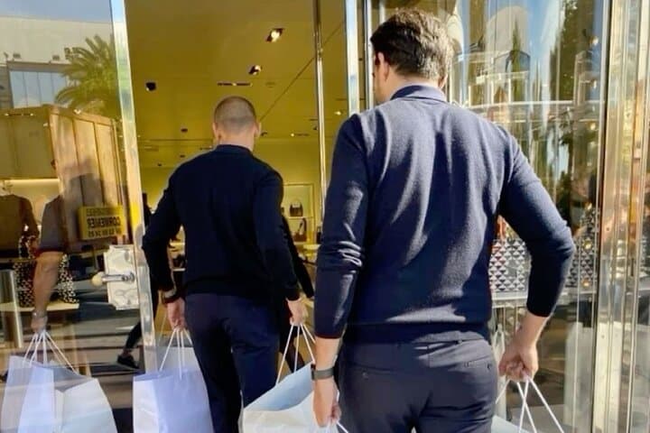 Athens Personal Shopping Tour with Local Styling Expert photo 4