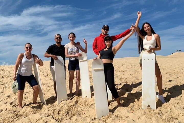 Port Stephens Sandboarding & Dolphin Cruise Day Trip from Sydney photo 5