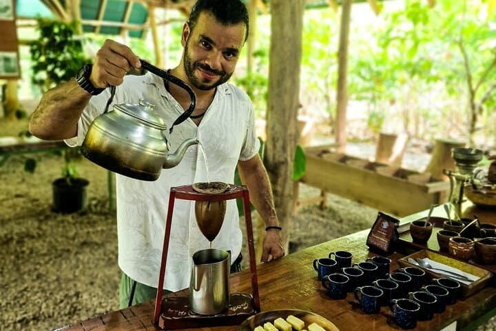Quepos Chocolate Plantation Tour with Lunch and Transport