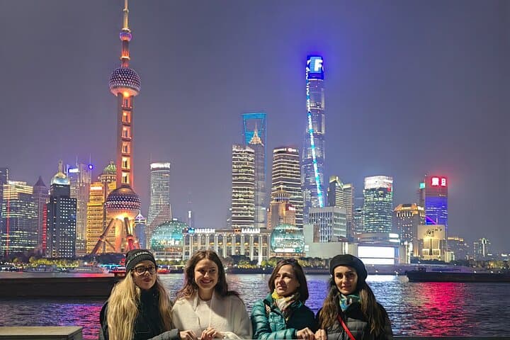 Shanghai 2-Day Highlights: Bund, Yu Garden & Oriental Pearl Private Tour photo 1