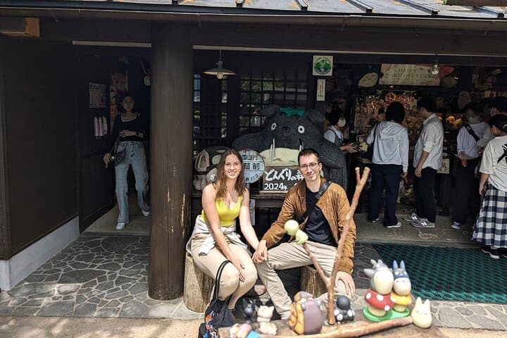 Beppu to Yufuin Private Scenic Tour: Ropeway, Lake Kinrin & Hot Springs photo 4
