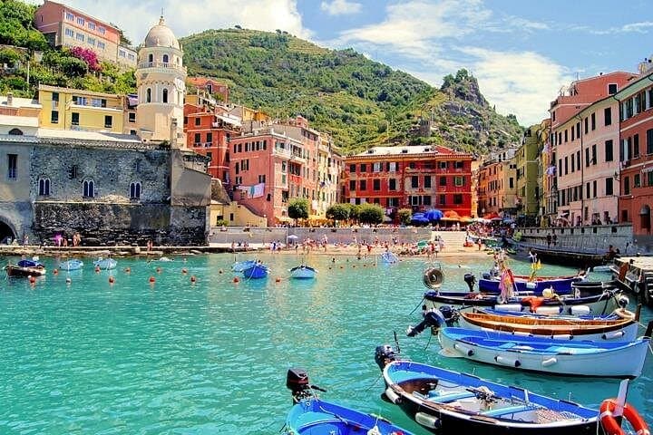 Cinque Terre in a Day from Florence: Private Train, Boat & Village Walk photo 2