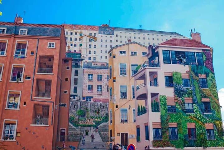 Three-Hour Panoramic Minibus Tour of Lyon: Fourvière to Les Halles photo 4