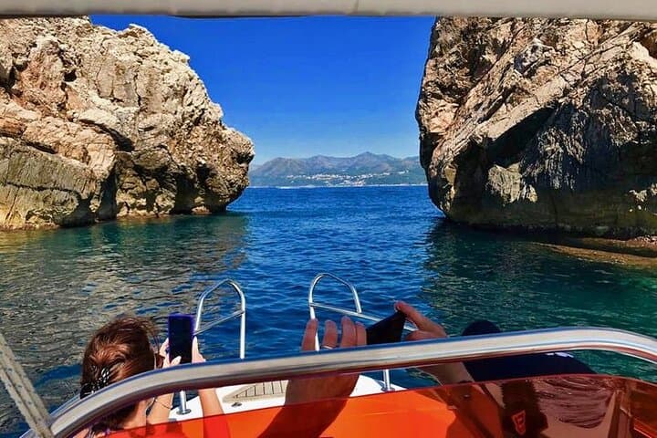 Private Blue Cave Snorkeling and Swimming Tour from Dubrovnik photo 2