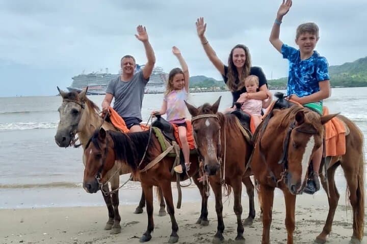 Maimon Bay Horseback Ride: 3-Hour Coastal Trail in Puerto Plata photo 5