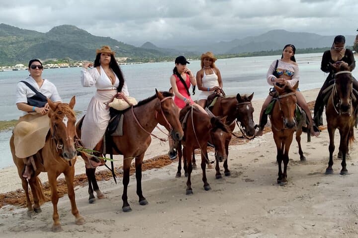 Maimon Bay Horseback Ride: 3-Hour Coastal Trail in Puerto Plata photo 3