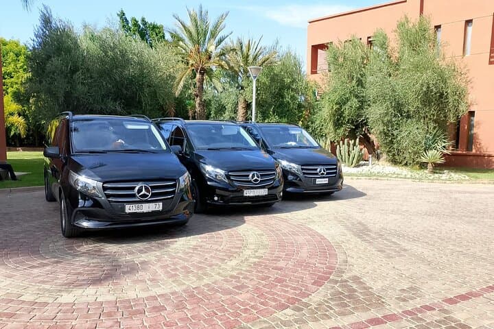 Private Casablanca-to-Marrakech Transfer with Guided Medina Tour — Comfort and Culture