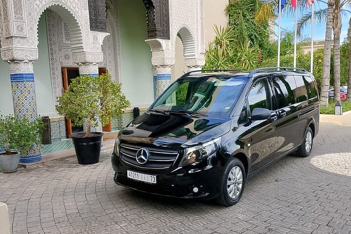 Private Casablanca-to-Marrakech Transfer with Guided Medina Tour — Comfort and Culture photo 4