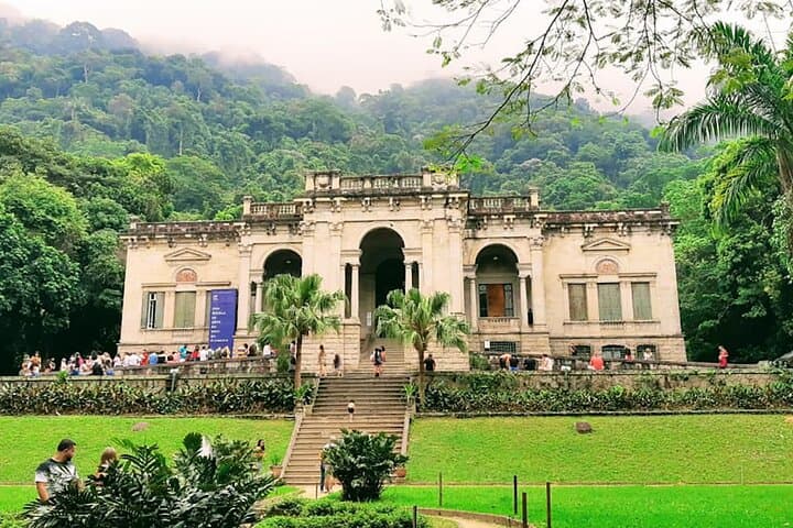 Rio Half-Day Guided Tour: Botanical Garden & Parque Lage under Corcovado