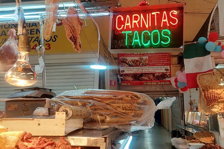 Mexico City: Condesa, Roma & Chapultepec — A Safe Cultural Bike Ride photo 4