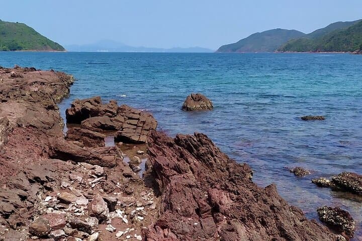 Red Coast Hopping: Hong Kong Geopark Boat Tour to Bluff Head & Red Rock Gate photo 5