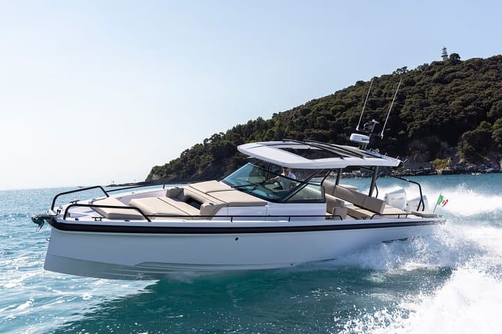 6-Day Private Tour: Athens, Delphi & Meteora with Aegina Boat Trip