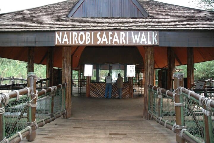 Explore Nairobi Safari Walk: A Half-Day Urban Wildlife Adventure