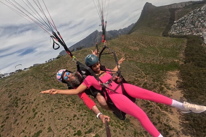 Cape Town Tandem Paragliding with Square 1 — Atlantic Coast Tandem Flights photo 5