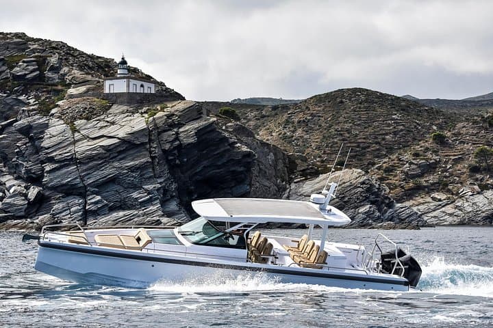 Private Day Cruise to Kea and Kythnos from Athens — Kolona Beach & Koundouros photo 2