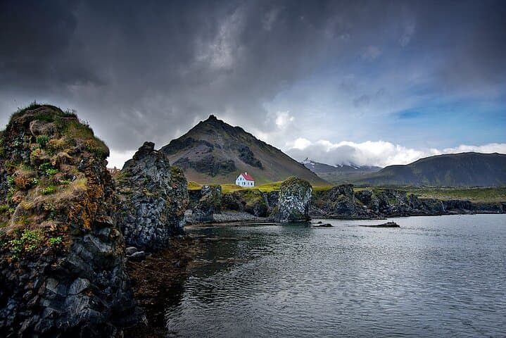 Private Snaefellsnes Day Tour: Kirkjufell, Arnarstapi & Hot Springs photo 2