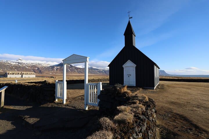 Private Snaefellsnes Day Tour: Kirkjufell, Arnarstapi & Hot Springs photo 4